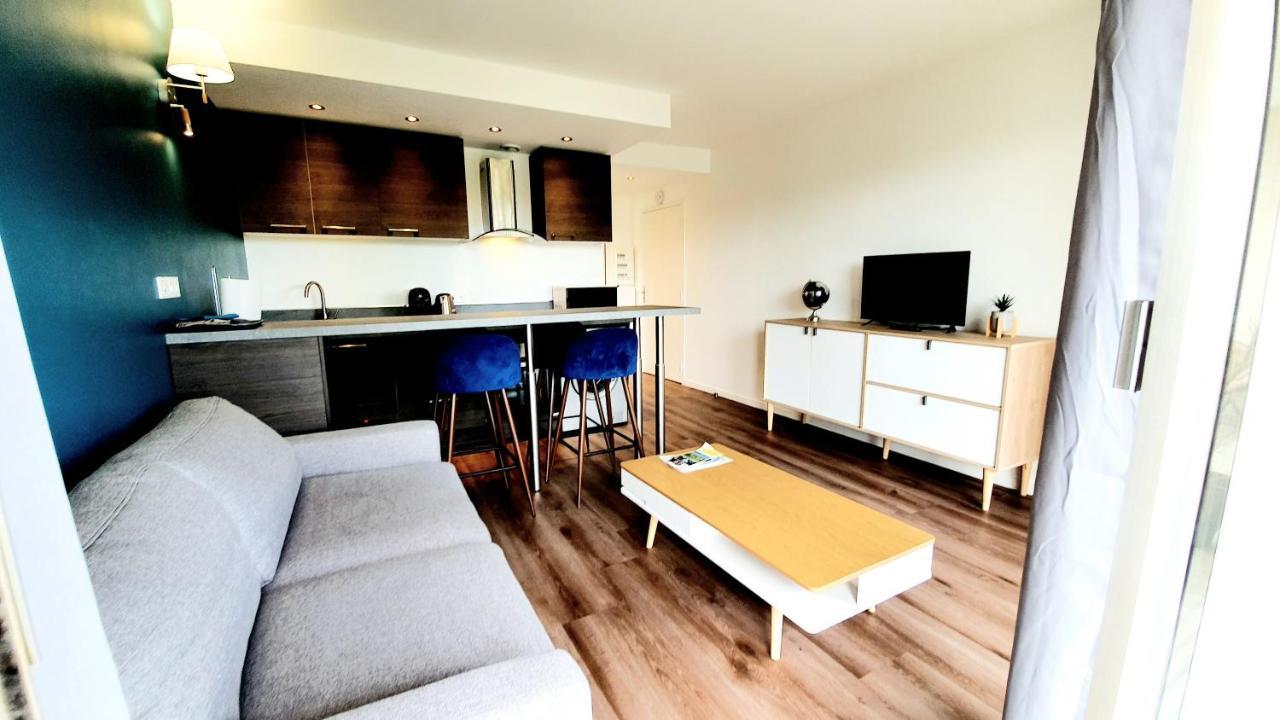Le Nid Douillet D'Angelique Et David Avec Parking Apartment Rambouillet Ngoại thất bức ảnh