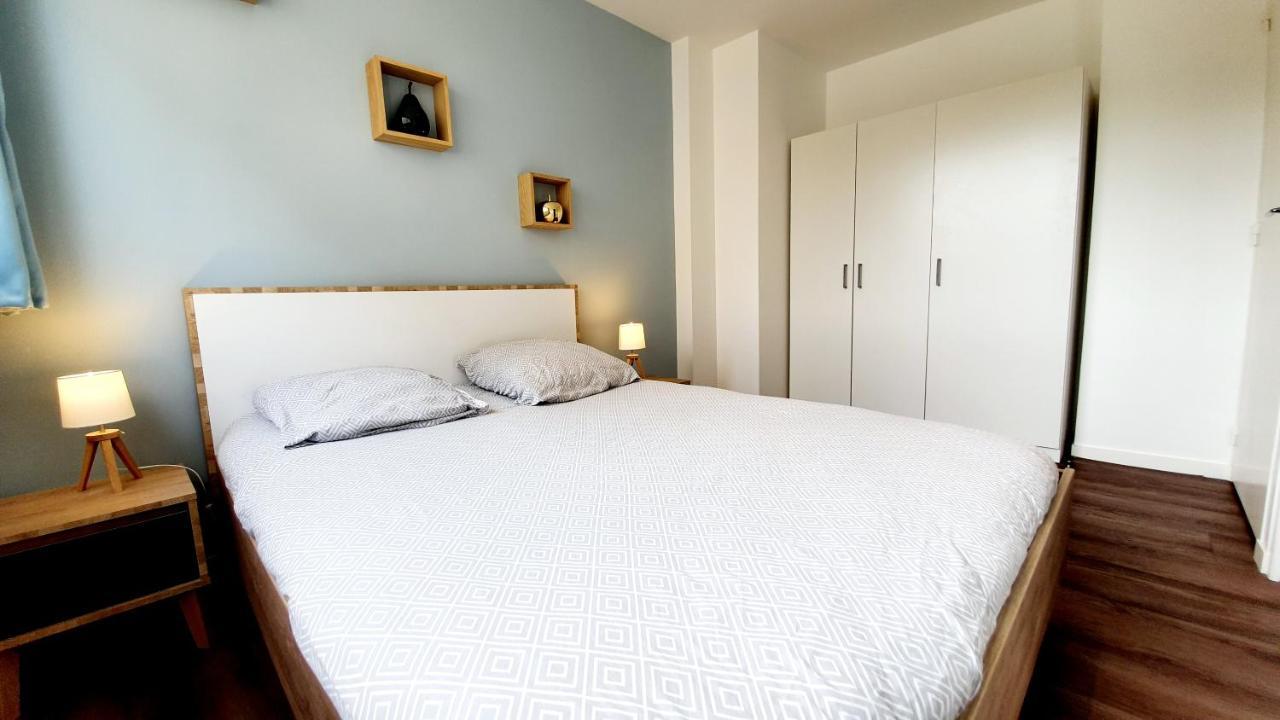 Le Nid Douillet D'Angelique Et David Avec Parking Apartment Rambouillet Ngoại thất bức ảnh