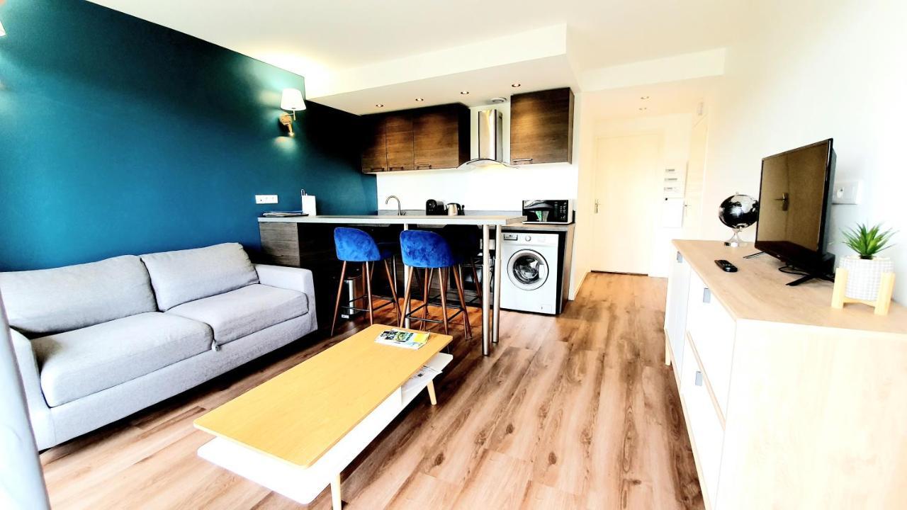 Le Nid Douillet D'Angelique Et David Avec Parking Apartment Rambouillet Ngoại thất bức ảnh