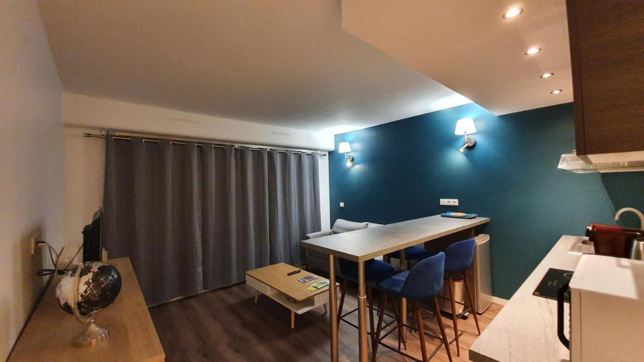 Le Nid Douillet D'Angelique Et David Avec Parking Apartment Rambouillet Ngoại thất bức ảnh
